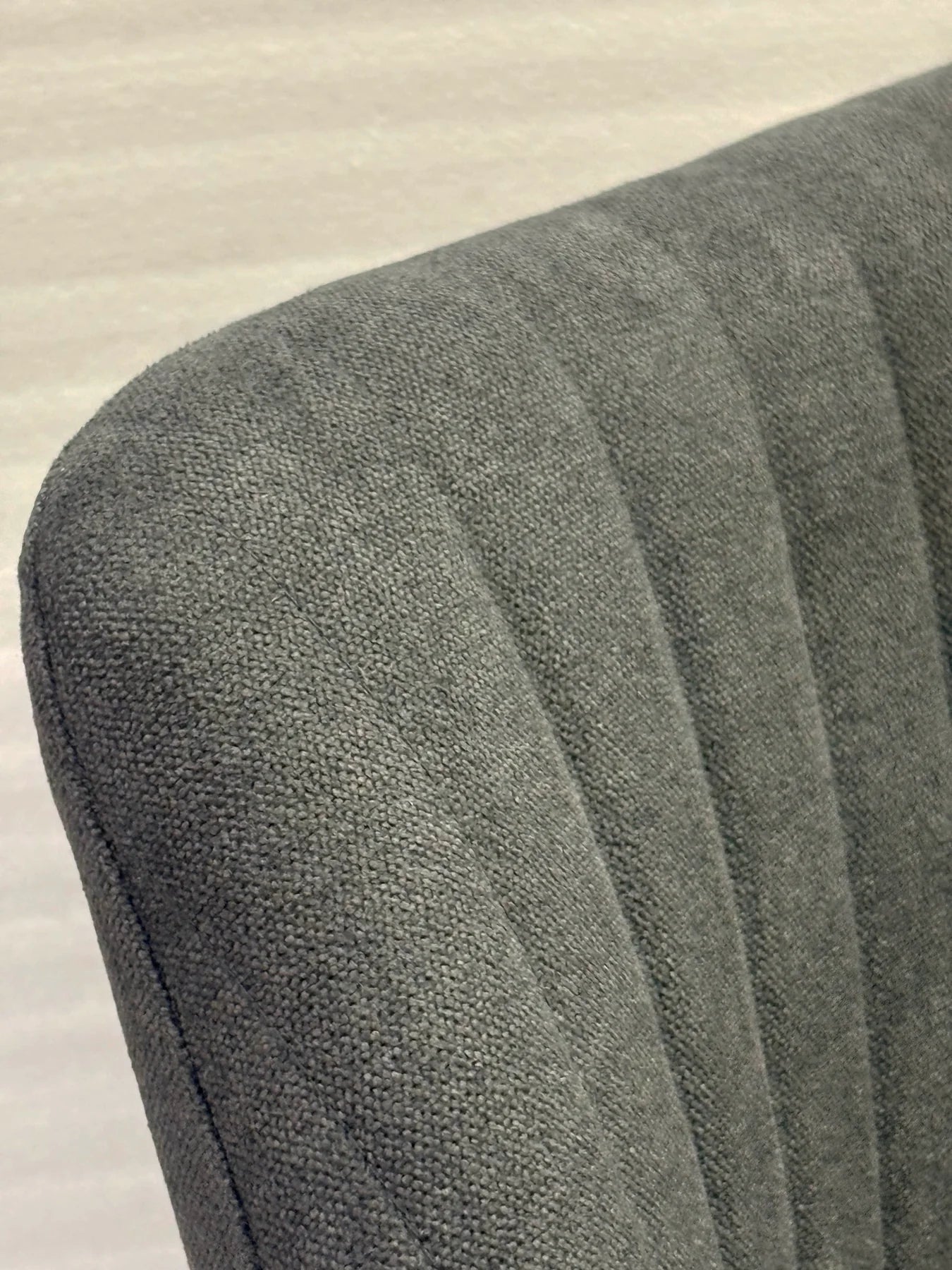 Oriela Minimalist Office Chair - D. Grey - Fine Living ALLUSTRA