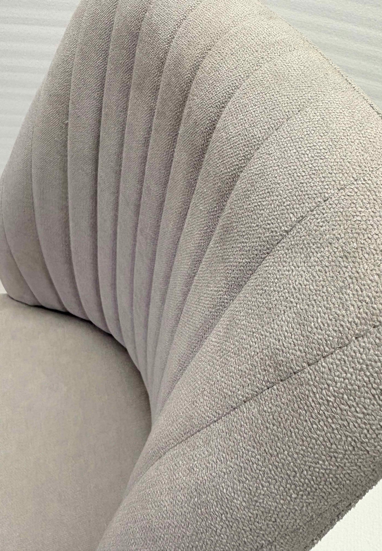 Oriela Minimalist Office Chair - L. Grey - Fine Living ALLUSTRA